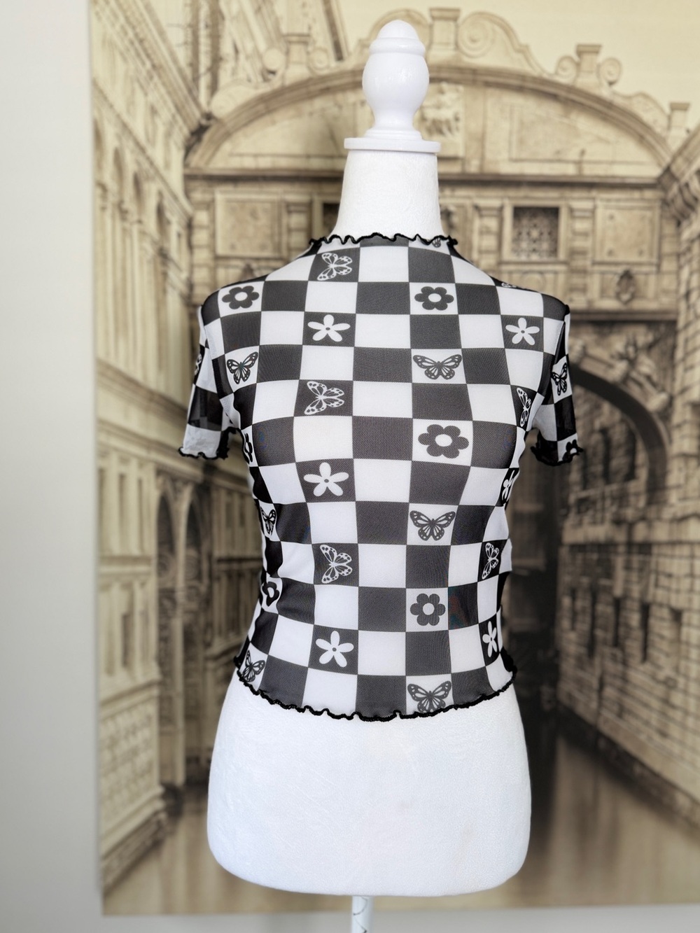 Preloved Forever 21 Black and White Checker Mesh Crop Top